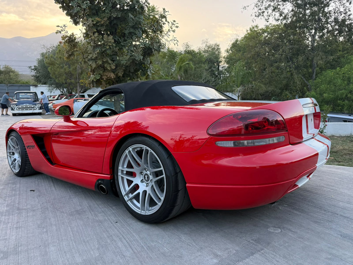 Dodge Viper 2004