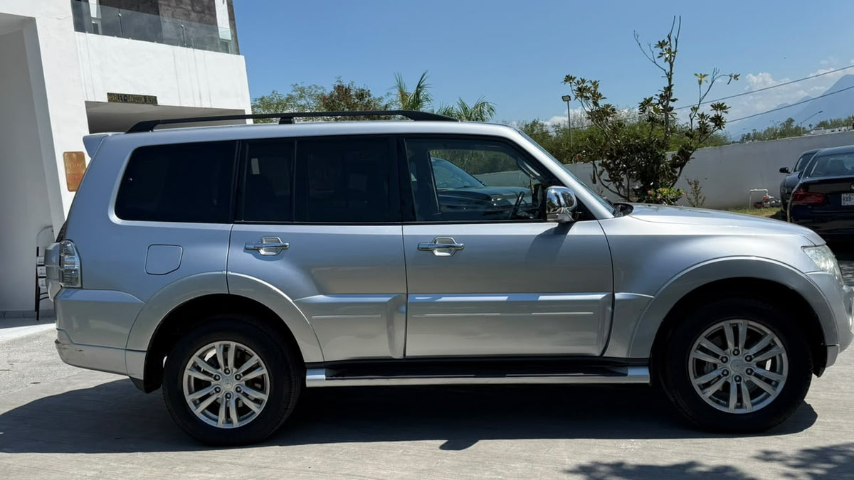 Mitsubishi Montero 3.8 Limited 2012