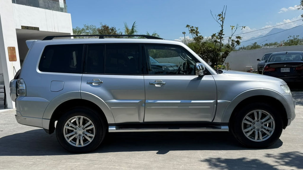 Mitsubishi Montero 3.8 Limited 2012