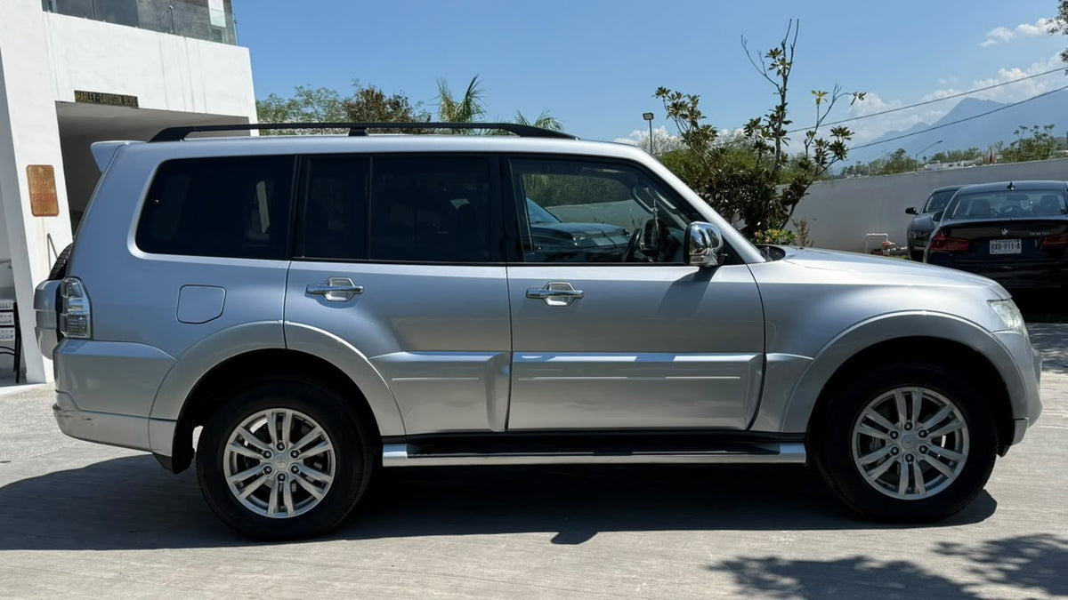 Mitsubishi Montero 3.8 Limited 2012