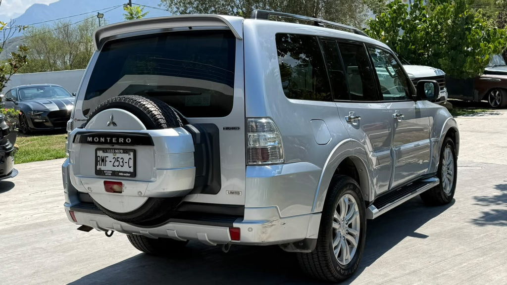 Mitsubishi Montero 3.8 Limited 2012