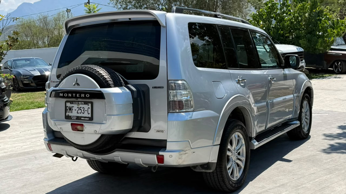 Mitsubishi Montero 3.8 Limited 2012