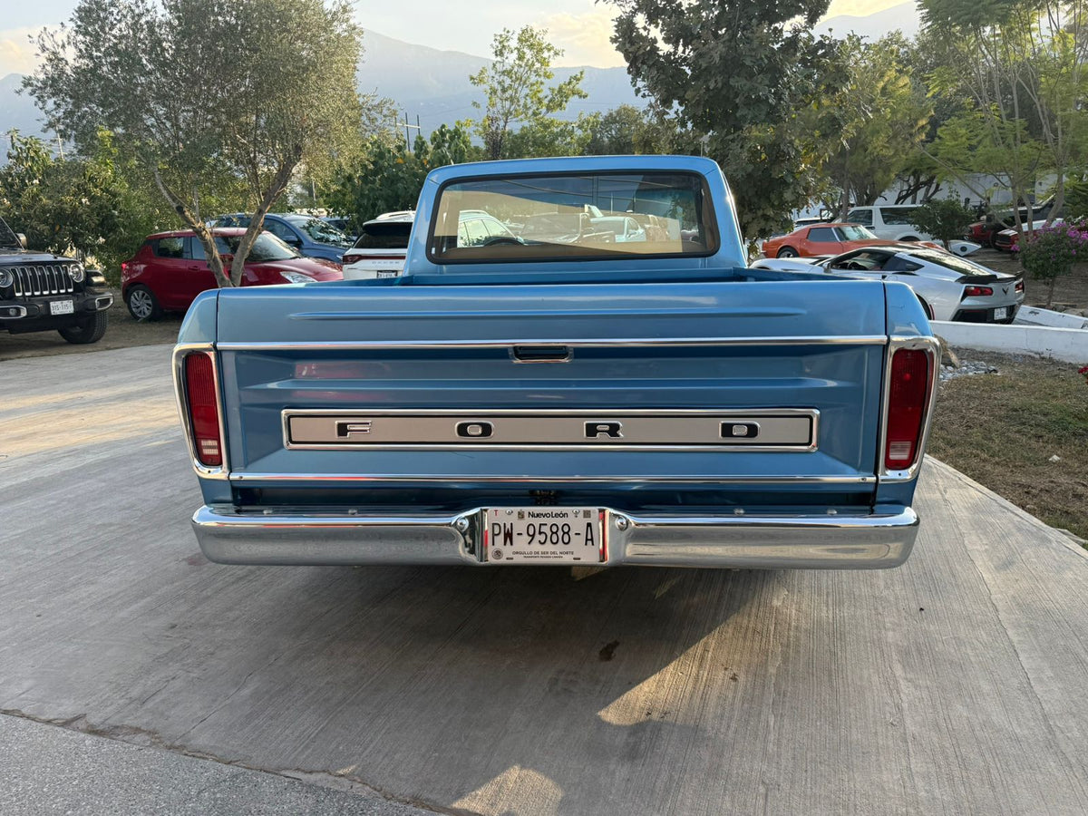 FORD 1977