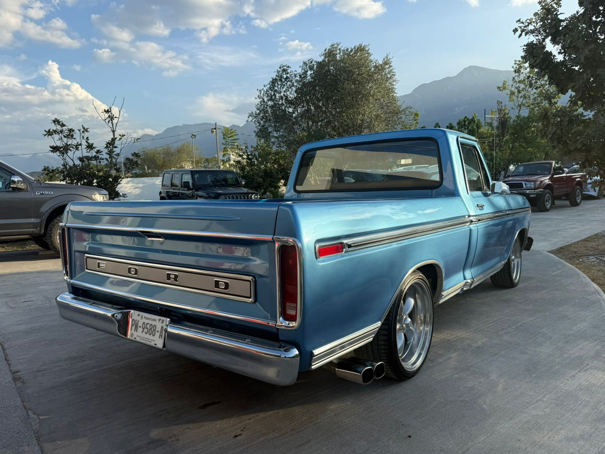 FORD 1977