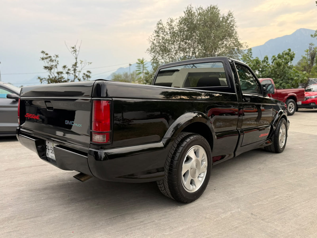 GMC Syclone 1991