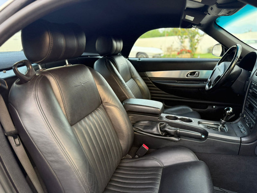 Ford Thunderbird 2004