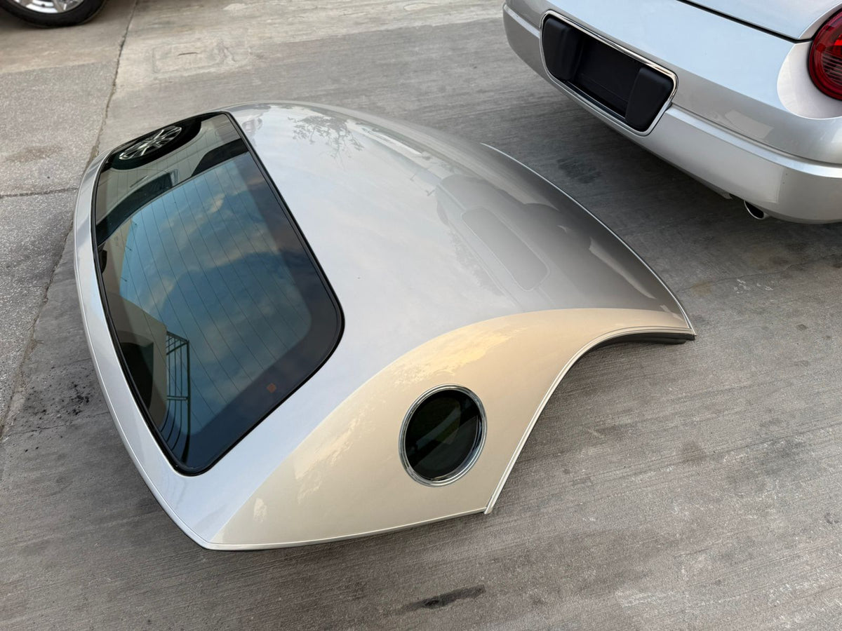 Ford Thunderbird 2004