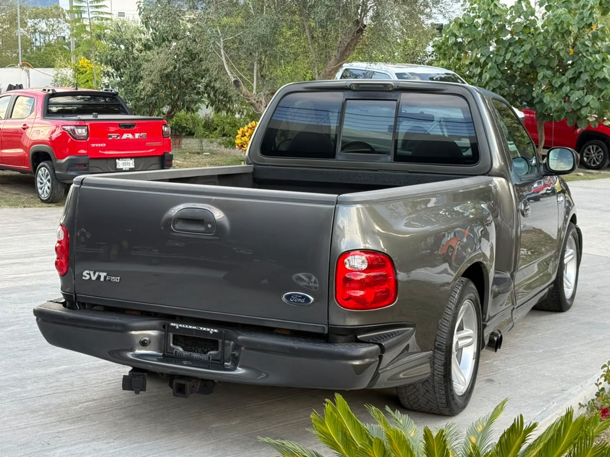 Ford Lightning 2003