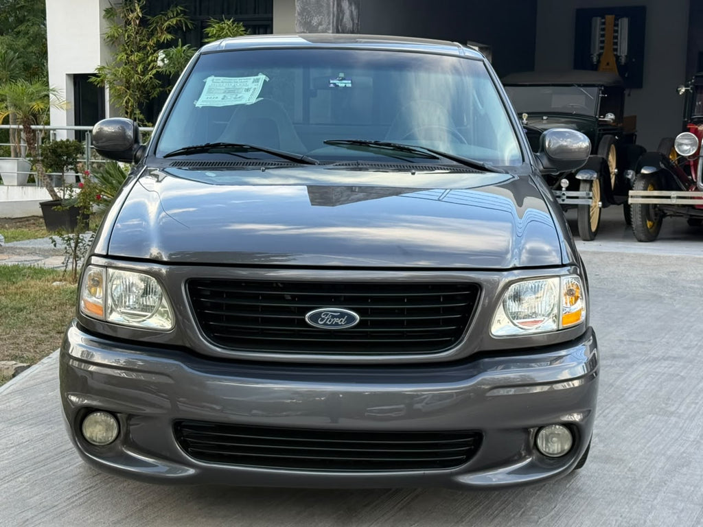 Ford Lightning 2003