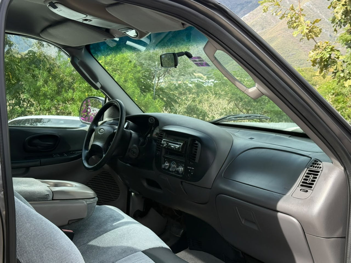 Ford Lightning 2003